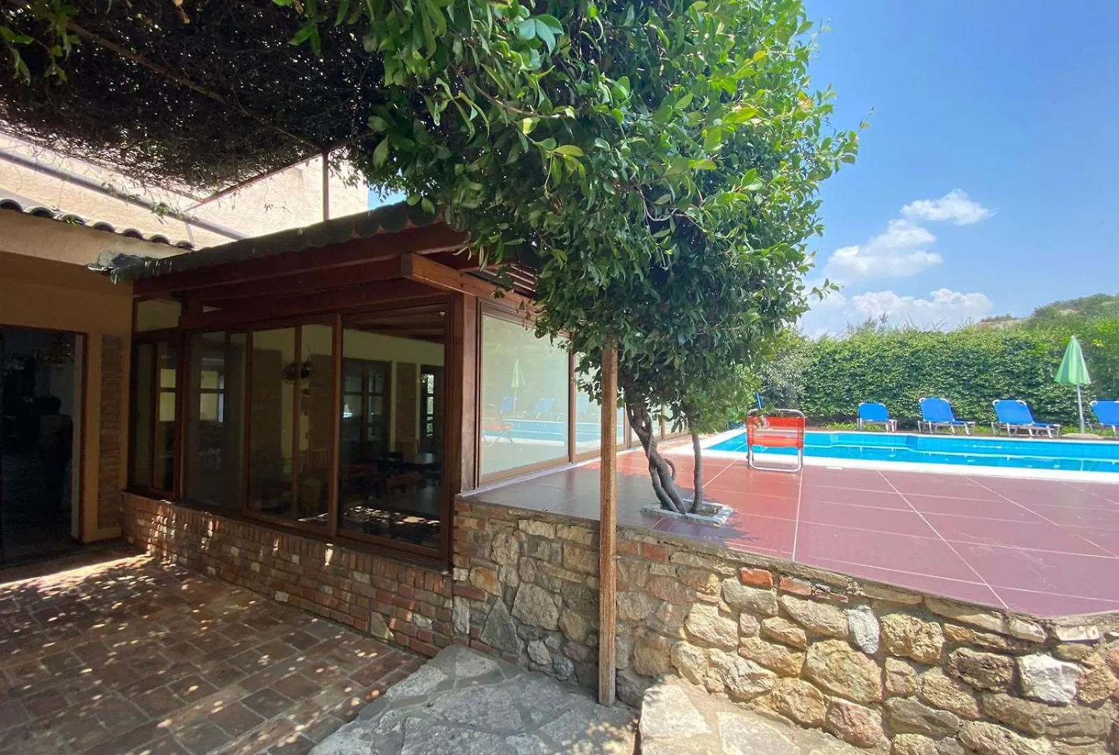 Villa Mugs Ljaknasi 0*,  Αλβανία